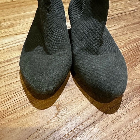 Anthropologie Schuler & Sons Women’s Green Suede Leather Snake Print Booties - Picture 8 of 9